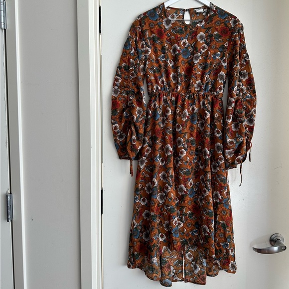 hey chaos Dresses & Skirts - Hey Chaos Floral Midi Dress